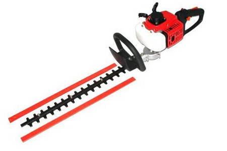 汽油綠籬機使用前應注意刀片、動力和傳動這三方面