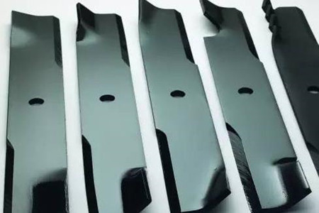 買(mǎi)割草機(jī)刀片要注意什么問(wèn)題?材質(zhì)要選對(duì)!